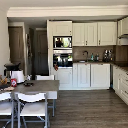 50m With Balcony In A With Pool Apartment