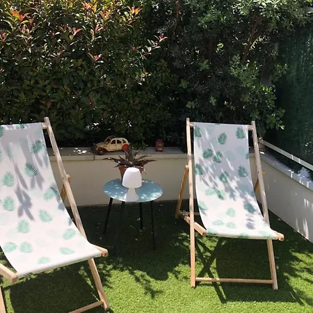 50m With Balcony In A With Pool *